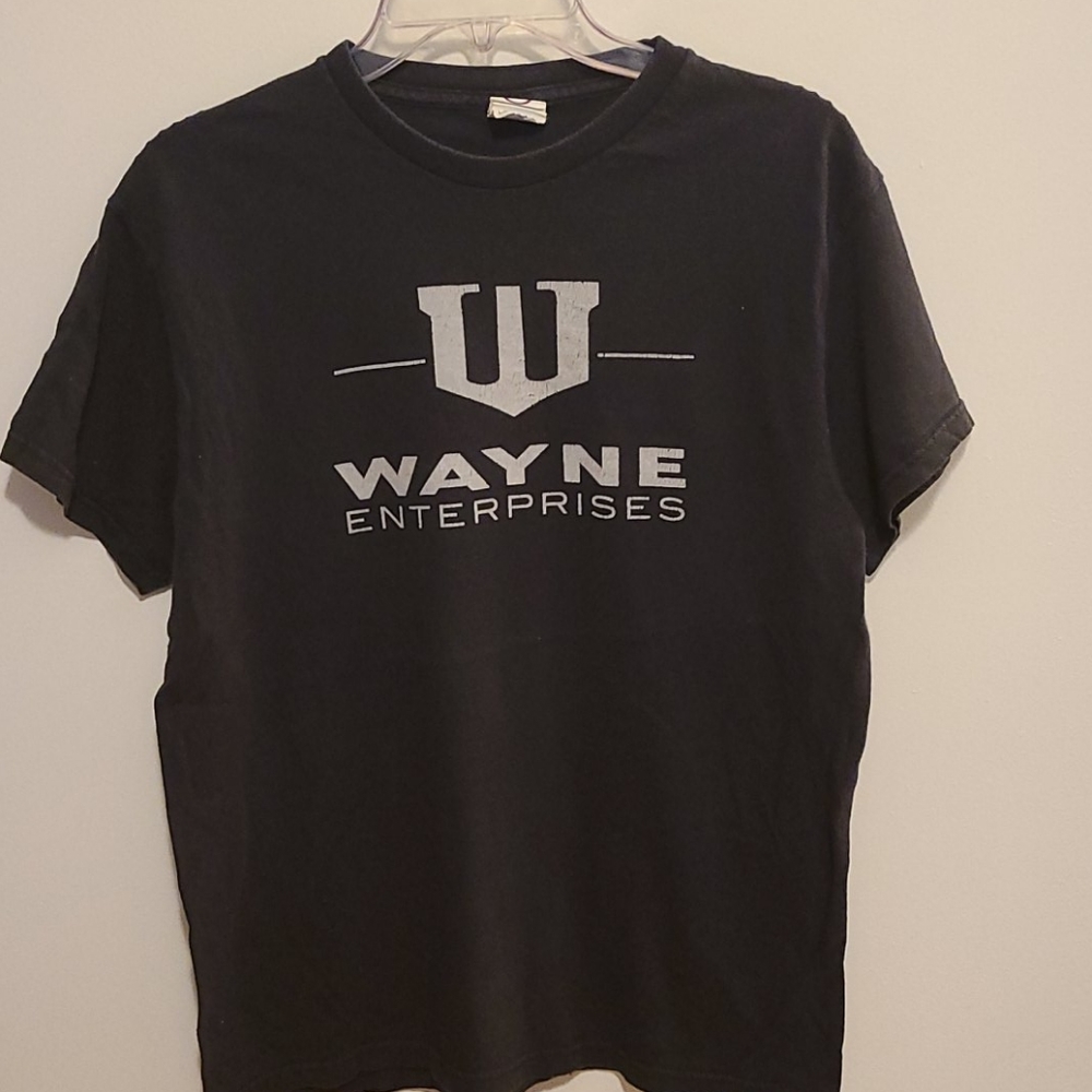DC Wayne Enterprises tee shirt